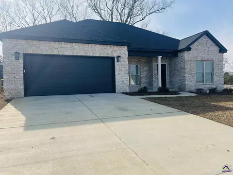 117 Early Dr, Byron, GA 31008