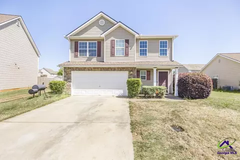 212 Burr Dr, Byron, GA 31008