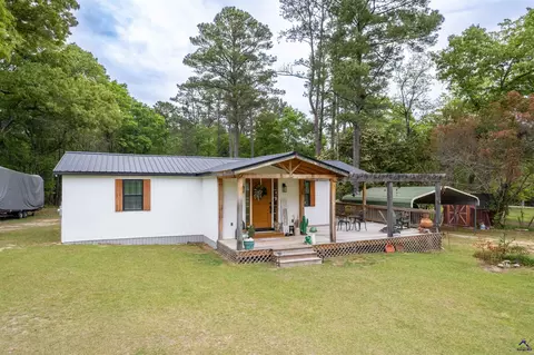 1119 Lower Hartley Bridge Rd, Byron, GA 31008