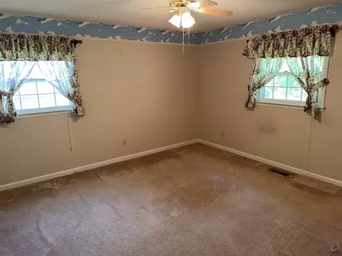 Bedroom - 249 Hatcher Rd, Warner Robins, GA 31088 photo 1 of 2