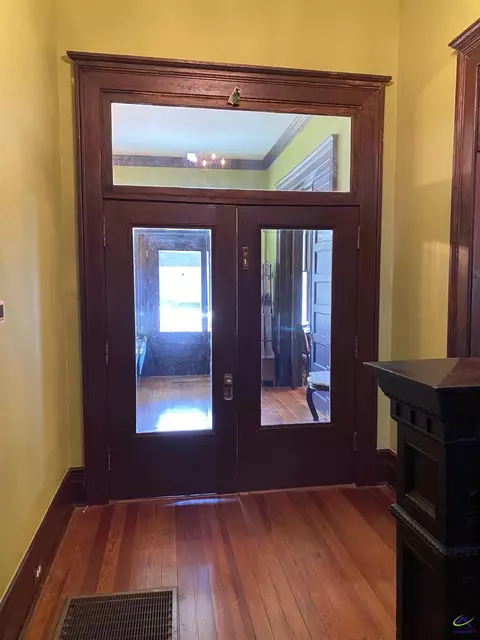 Entry Way - 620 Barlow St, Americus, GA 31709 photo 2 of 6