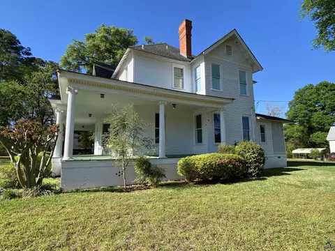 Exterior - 620 Barlow St, Americus, GA 31709 photo 9 of 10