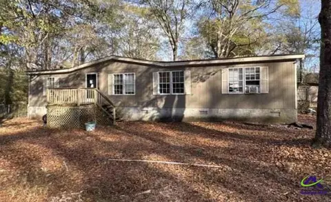 205 Ruby Rd, Jackson, GA 30233