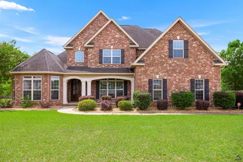 105 Harley Dr, Kathleen, GA 31047