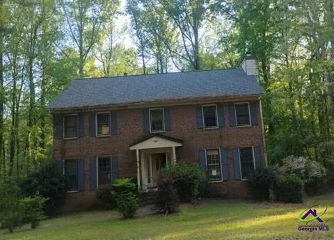 335 N Fayette Dr, Fayetteville, GA 30214