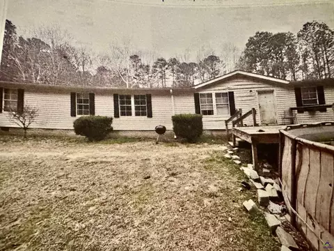 798 Williamson Rd, Tallapoosa, GA 30176