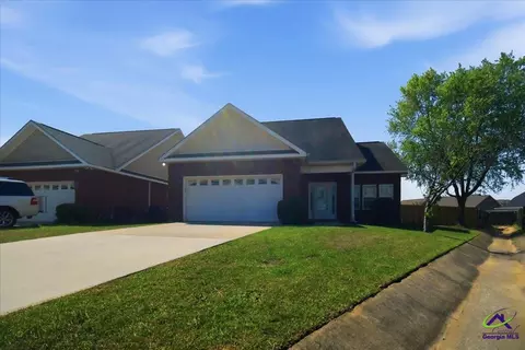 107 Bellshill Ct, Warner Robins, GA 31088