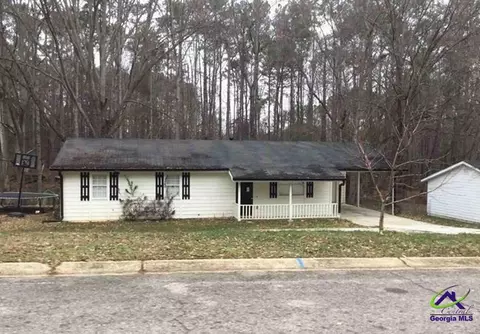 314 SE Morris Dr, Conyers, GA 30094