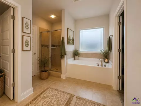 Bath - 608 Britton Way, Macon, GA 31216 photo 2 of 4
