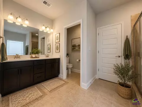 Bath - 608 Britton Way, Macon, GA 31216 photo 3 of 4