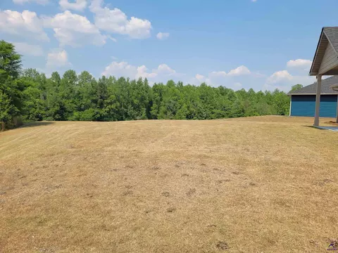Exterior - 608 Britton Way, Macon, GA 31216 photo 10 of 11