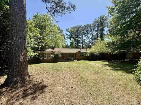 123 Linda Kay Ct, Warner Robins, GA 31088