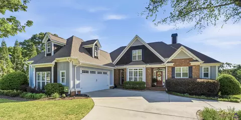 676 Lake Park North Dr, Griffin, GA 30224