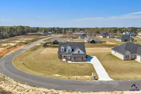 426 Burlington Dr, Macon, GA 31052