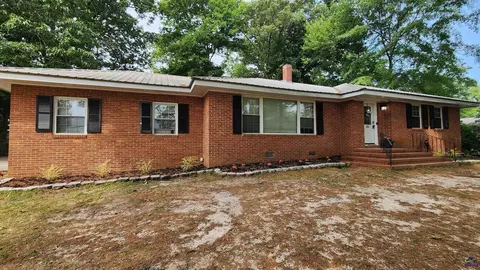 101 Robin Hood Dr, Warner Robins, GA 31088