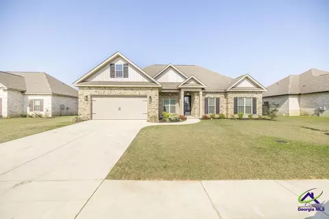 128 Woodwinds Ct, Kathleen, GA 31047