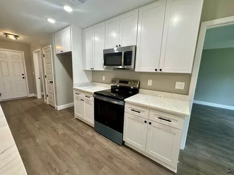 207 Sutton Dr, Perry, GA 31069 photo 7