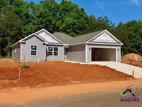 207 Sutton Dr, Perry, GA 31069