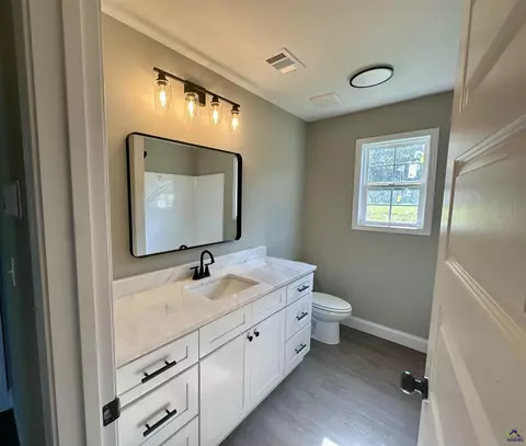 207 Sutton Dr, Perry, GA 31069 photo 23