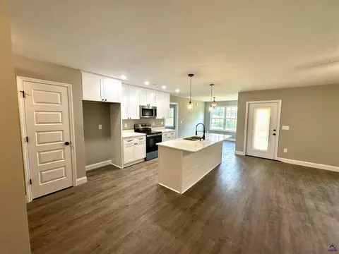 207 Sutton Dr, Perry, GA 31069 photo 5