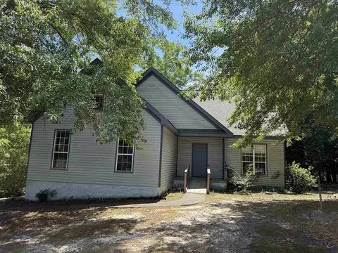 147 Stewart Dr, Warner Robins, GA 31093