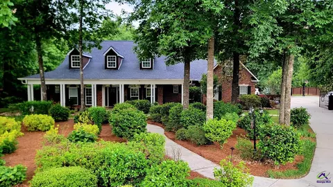 410 Windstone Pl, Bonaire, GA 31005