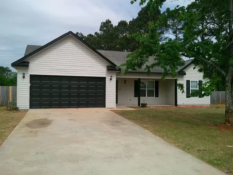 101 Chaparral Dr, Perry, GA 31069