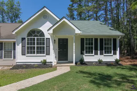 66 Hamilton Woods Ct, Warner Robins, GA 31088