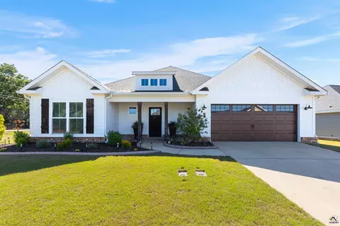 101 Sugar Creek Trl, Perry, GA 31069