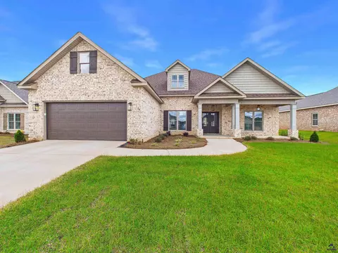 134 Blue Mist Ln, Kathleen, GA 31047