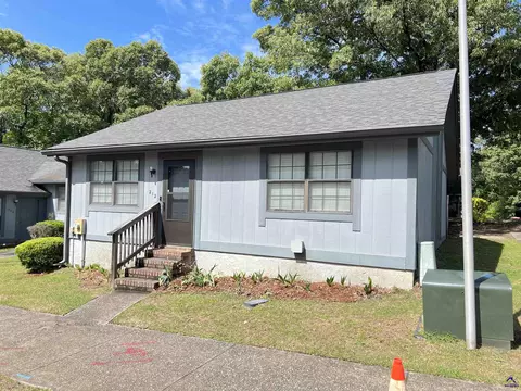 212 Tallulah Trl, Warner Robins, GA 31088