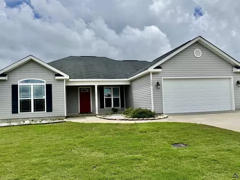 139 Raymond Cir, Warner Robins, GA 31088