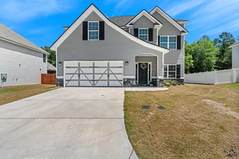 108 Bald Cypress Dr, Perry, GA 31069