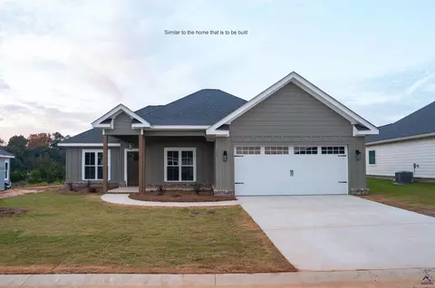 208 Sugar Creek Trl, Perry, GA 31069