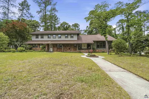 105 Fox Glen Dr, Warner Robins, GA 31088