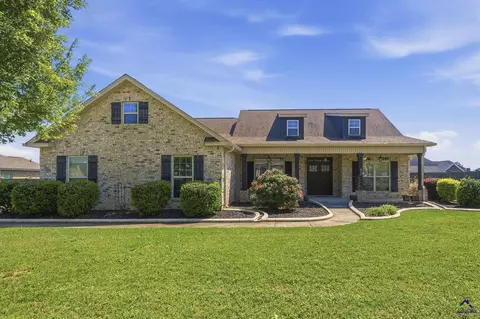 274 Hathersage Dr, Kathleen, GA 31047