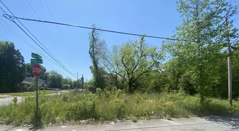 3940 Grand Ave, Macon, GA 31204
