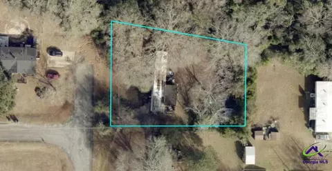 218 Surrey Dr, Warner Robins, GA 31093