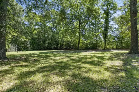 Exterior - 826 Oak Ridge Dr, Perry, GA 31069 photo 6 of 6