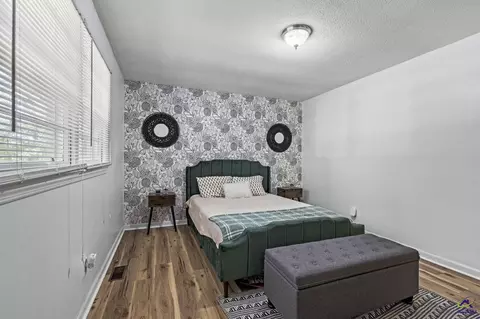 Bedroom - 826 Oak Ridge Dr, Perry, GA 31069 photo 2 of 4