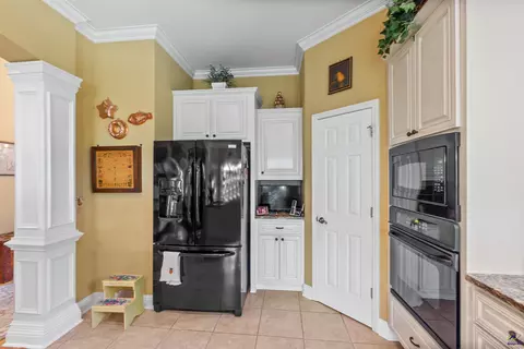 Kitchen - 110 Bartlett Way, Centerville, GA 31028 photo 5 of 8