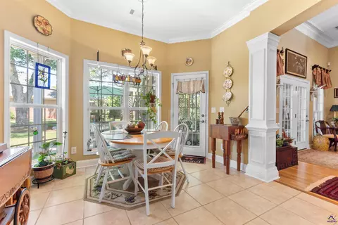 Dining - 110 Bartlett Way, Centerville, GA 31028 photo 5 of 5