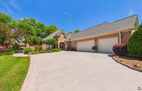 110 Bartlett Way, Centerville, GA 31028