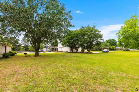 Exterior - 104 Buckingham Pl, Perry, GA 31069 photo 6 of 19