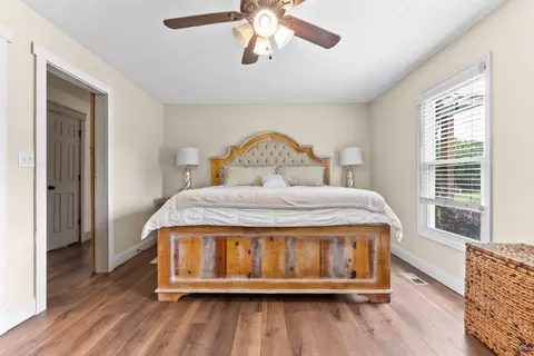 Bedroom - 104 Buckingham Pl, Perry, GA 31069 photo 2 of 4