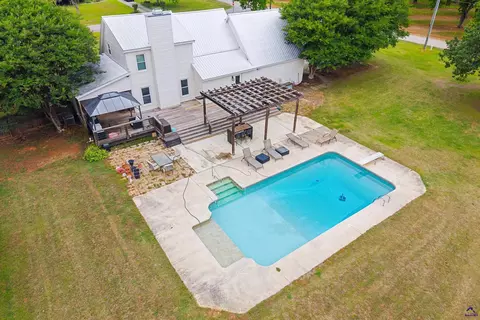 Exterior - 104 Buckingham Pl, Perry, GA 31069 photo 17 of 19