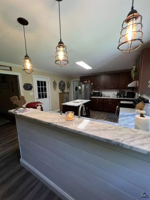 Kitchen - 310 Forest Hl, Warner Robins, GA 31088 photo 3 of 3