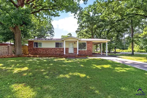 103 Draper St, Warner Robins, GA 31088