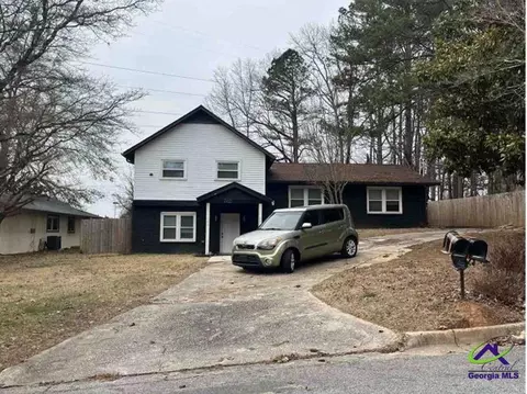 2455 Mcalpin Ter, East Point, GA 30344