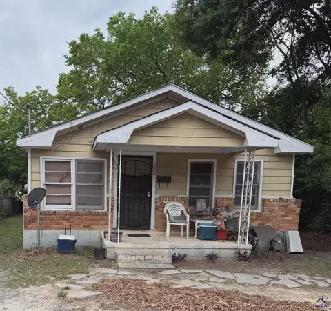 2207 Ashley St, Macon, GA 31204